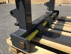 pallet forks for agricultural tractors d 700 e