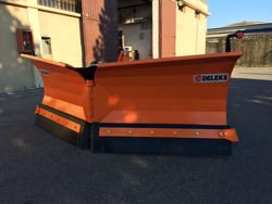 snowplow with 3 point linkage for tractor lnv 300 c REFURBISHED 68