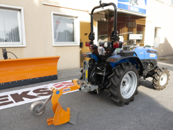aratro singolo con ruotino per trattore tipo goldoni o carraro mod dp 20