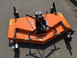 piatto tosaerba per trattore agricolo a 3 lame per parchi e prati erbosi mod dm 150