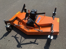 piatto tosaerba per trattore agricolo a 3 lame per parchi e prati erbosi mod dm 150