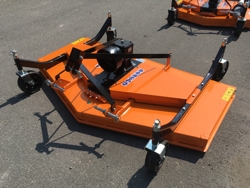 piatto rasaerba a 3 lame per trattore agricolo 1 8m di taglio effetto mulching dm 180