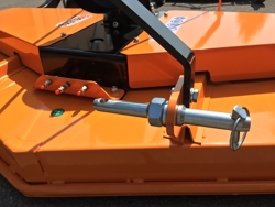 piatto rasaerba a 3 lame per trattore agricolo 1 8m di taglio effetto mulching dm 180