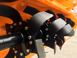 zappatrice con spostamento idraulico per vigneto 135cm serie pesante mod dfh idr 135