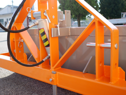 pala idraulica per trattore con benna rinforzata da 180cm e attacco 3 punti mod pri 200 h