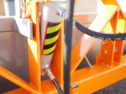 pala idraulica per trattore con benna rinforzata da 180cm e attacco 3 punti mod pri 200 h