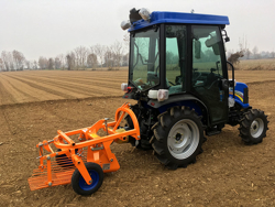 scavapatate e tuberi per trattore ranca patate mod dpt 120