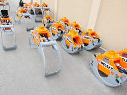 pinza forestale da 10qli per legna con rotore flangiato per attacco rapido mod dk 11c gr 30ff