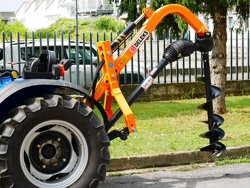 trivella portata per trattore con sistema idraulico l 50h