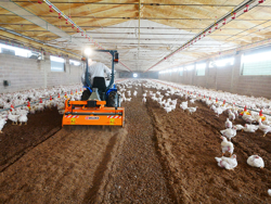 fresa miscelatrice per lettiere di allevamenti avicoli pavo 140