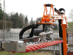 braccio decespugliatore idraulico per trattore trincia o barra tosasiepi mod airone 180 tr