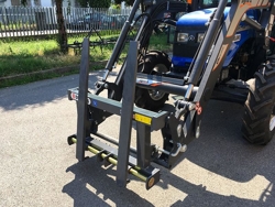 forca porta bancali per trattore agricolo d 700 e
