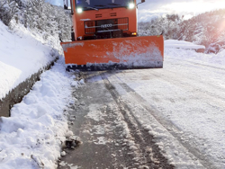 sgombraneve frontale attacco a piastra per trattore o camion mod ssh 04 2 6 a