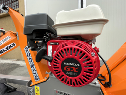 biotrituratore a scoppio professionale per la produzione di cippato mod dk 500 honda