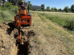 retroescavatore universale portato con benna per trattore agricolo mod drs 2000t
