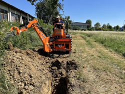 retroescavatore universale portato con benna per trattore agricolo mod drs 2000t