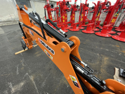 retroescavatore universale portato con benna per trattore agricolo mod drs 2000