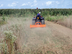 trinciasarmenti spostabile per trattrici serie media da vigneto mod tigre 160