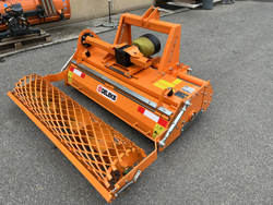 fresa agricola interrasassi 135 cm lavoro utile con rullo per l orto e letto di semina mod dfu 140