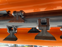 trinciatrice a mazze con spostamento idraulico per trattrice mod grizzly 180