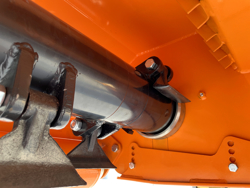trinciatrice a mazze con spostamento idraulico per trattrice mod grizzly 180