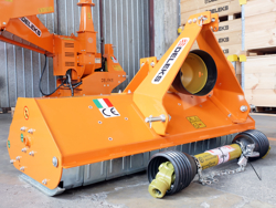 trincia a mazze per trattore 140cm di taglio serie leggera per erba e vigneto mod lince 140