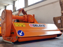 trincia a mazze per trattore 140cm di taglio serie leggera per erba e vigneto mod lince 140