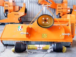 trincia a mazze per trattore 140cm di taglio serie leggera per erba e vigneto mod lince 140