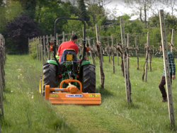 trincia a mazze per trattore tipo carraro 120cm di taglio spostabile serie leggera lince sp120