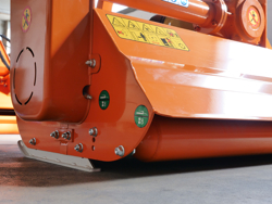 trincia a mazze per trattore tipo carraro 120cm di taglio spostabile serie leggera lince sp120