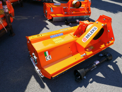 trincia a mazze per trattore 160cm di taglio serie media mod leopard 160