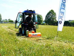 trincia a mazze per trattore tipo kubota carraro 120cm trinciaerba trinciatrice mod ape 120
