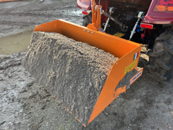 paletta 120cm con ribaltamento a leva per trattore pala meccanica mod bucket 140 l