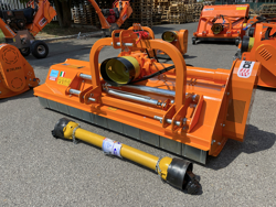 trinciatrice spostabile idraulica a mazze per trattore mod leopard 180 sph