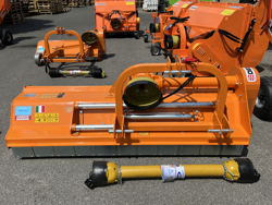 trinciatrice spostabile idraulica a mazze per trattore mod leopard 180 sph