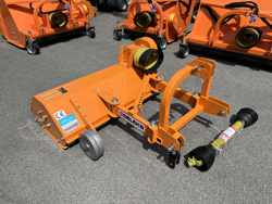 trincia trinciasarmenti spostabile per trattore serie leggera da 140cm di taglio erba e sarmenti lince sp140