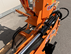 retroescavatore portato con benna per trattore agricolo mod drs 1000t