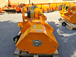 trincia erba e sarmenti a mazze reversibile da 140cm di taglio per trattore da frutteto mod lincione 140 sp rev