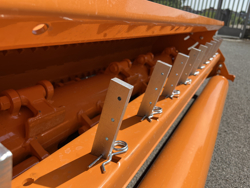 trinciasarmenti a mazze spostabile per trattore da vigneto mod gepard 150