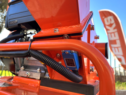 biotrituratore a scoppio per la produzione di cippato mod dk 300 bs