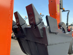 miniescavatore compatto motore kubota s100