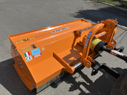 trinciasarmenti a mazze spostabile per trattore da vigneto mod gepard 210