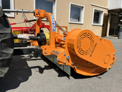 trinciasarmenti a mazze spostabile per trattore da vigneto mod gepard 210