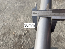 forca con 3 punte per balloni del fieno dk 8