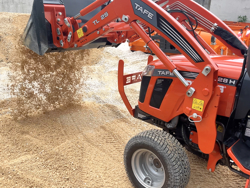 caricatore frontale deleks tafe 6028