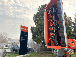 braccio decespugliatore idraulico per trattore trincia o barra tosasiepi mod merlo