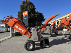 biotrituratore a scoppio professionale per la produzione di cippato mod dk 800 lf