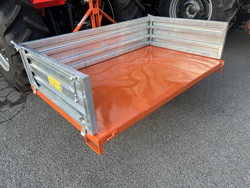 cassoncino ribaltabile per transporto merci col trattore mod t 1400