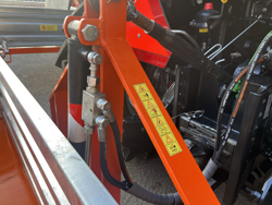 cassoncino ribaltabile per transporto merci col trattore mod t 1400 h