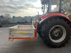 cassoncino ribaltabile per transporto merci col trattore mod t 1600 h